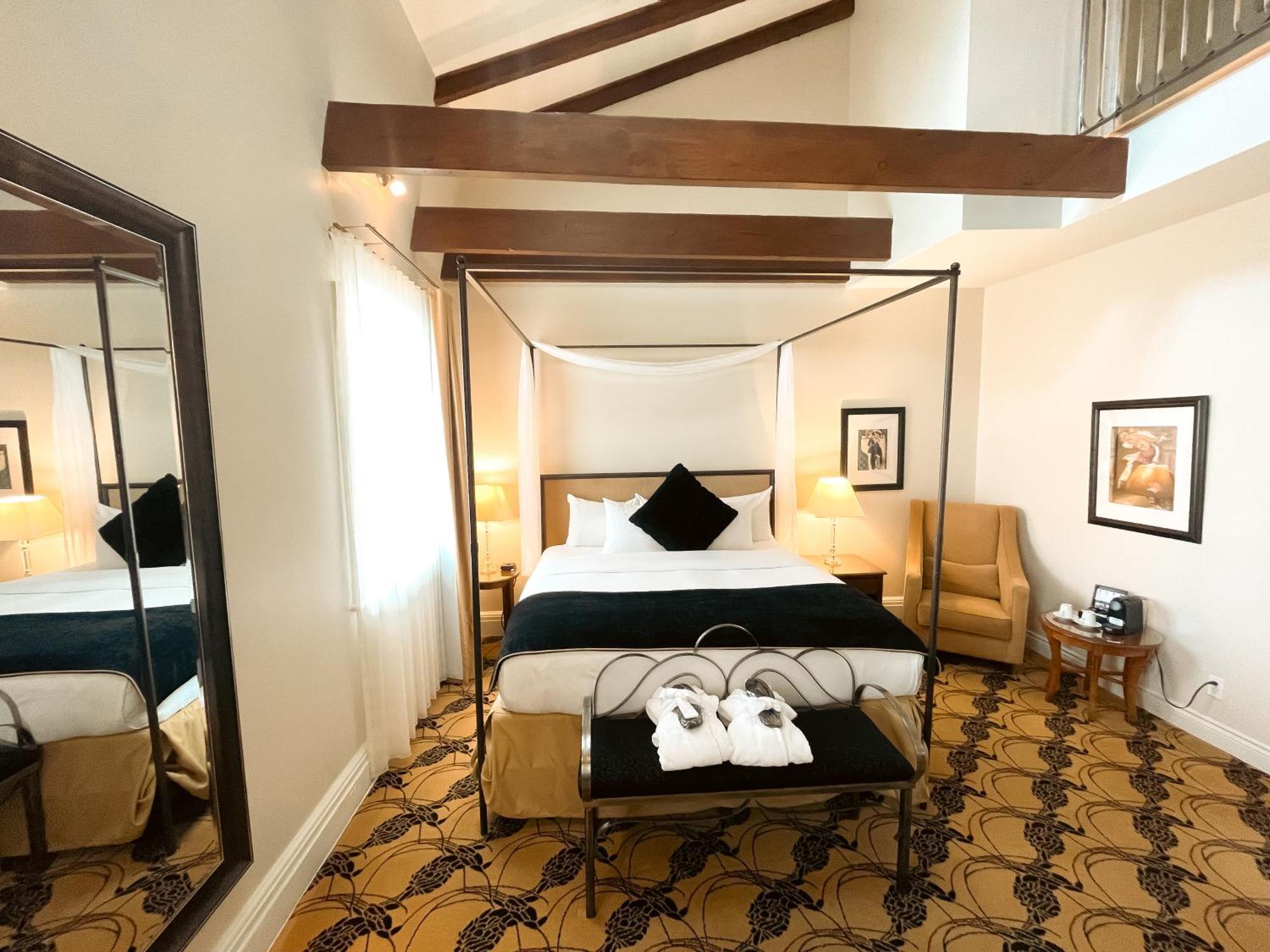 Hotel Manoir D'Auteuil Quebec City Bilik gambar